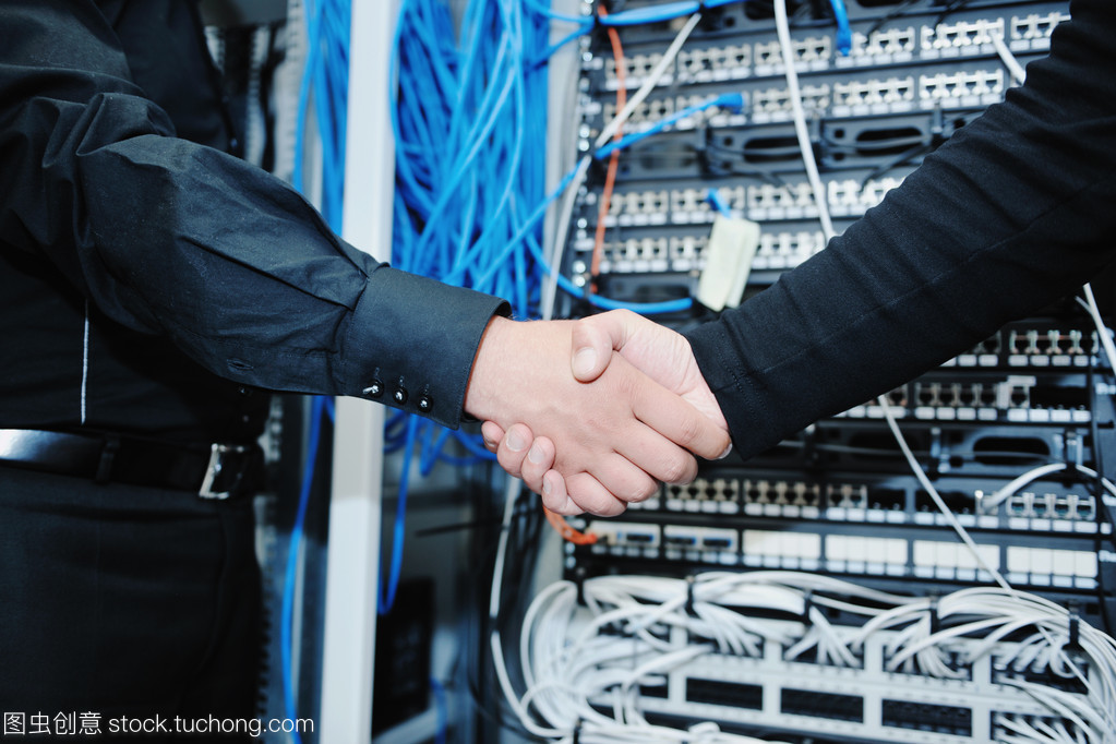 網(wǎng)絡(luò)服務(wù)器室工程師 網(wǎng)絡(luò)工程的核心守護者